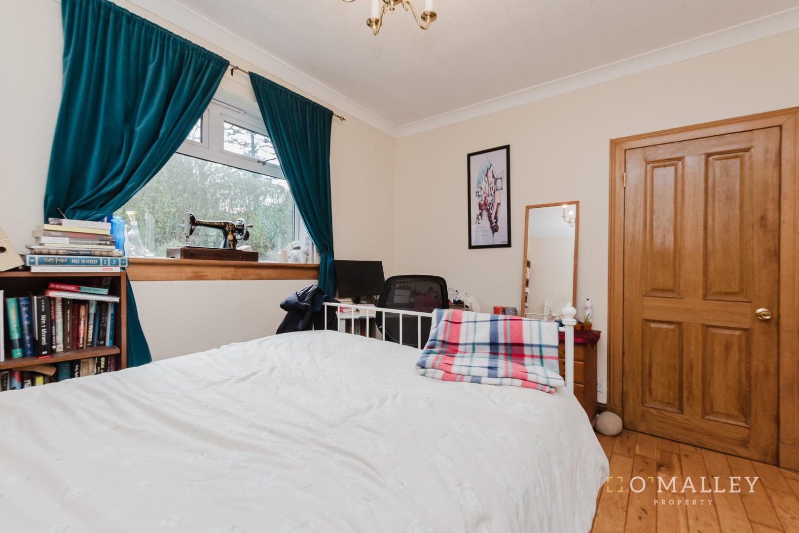 Bedroom 4/Dining Room